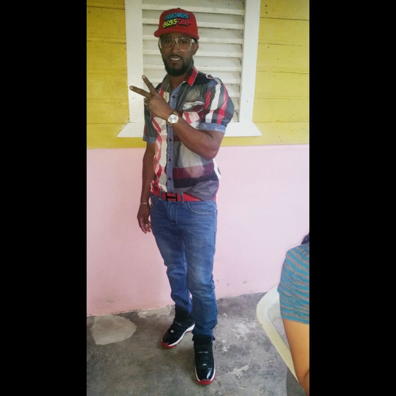 Date this athletic Dominican Republic man Charli from Santiago DO33368