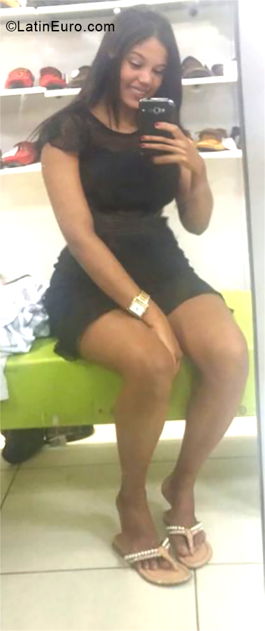 Date this good-looking Brazil girl Joice from Olinda BR10712