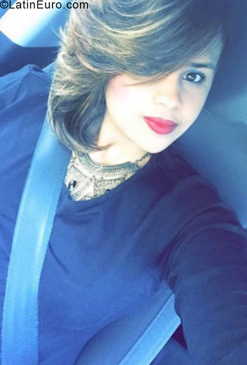 Date this fun Dominican Republic girl Olvania from Santiago DO33396