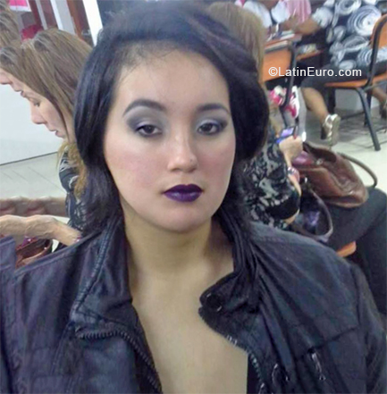 Date this funny Peru girl Mara from Lima PE1313