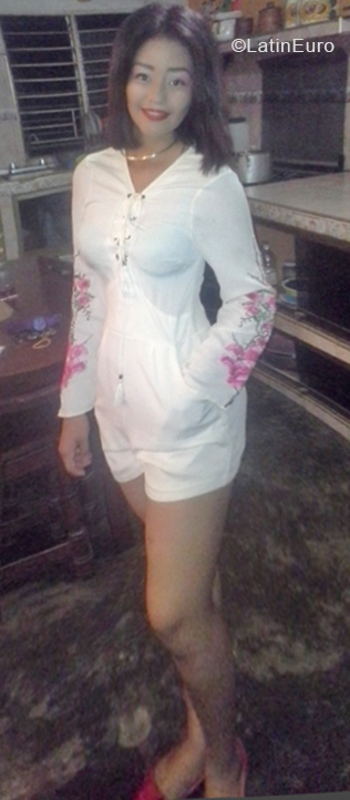 Date this cute Venezuela girl Yuremar from Guanare VE1985