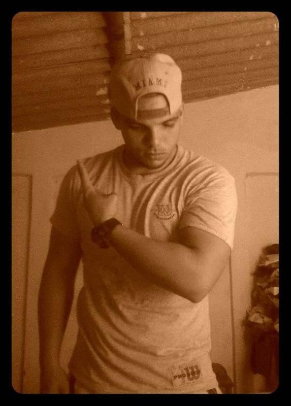Date this foxy Cuba man Adrian Macias S from Pinar Del Rio CU437