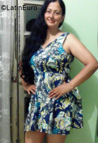 Date this attractive Colombia girl Avel Quintero from Bogota CO24640