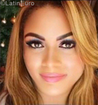 attractive Colombia girl Blanca from Cartagena CO24644