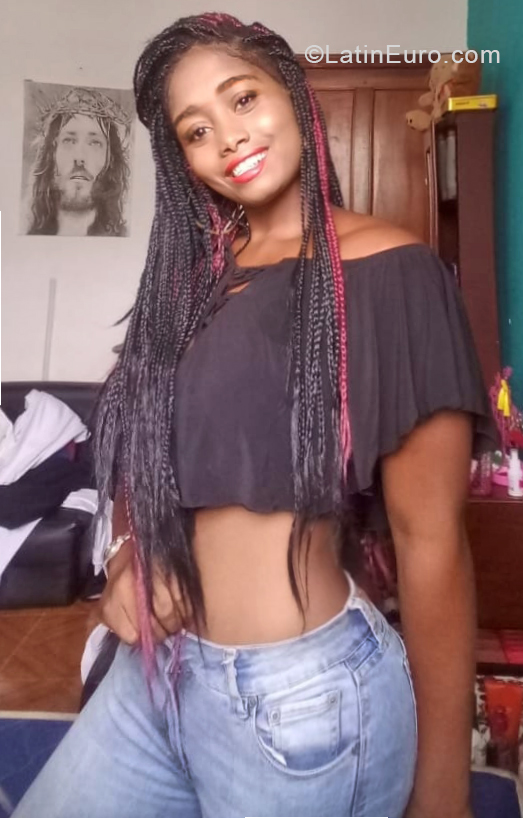 Date this fun Colombia girl Pilie from Pasto CO27589