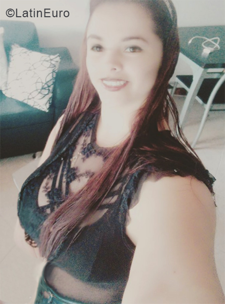 Date this gorgeous Colombia girl Luisa fernanda from Medellín CO24680