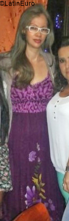 Date this beautiful Colombia girl Gloria from Cali CO24704