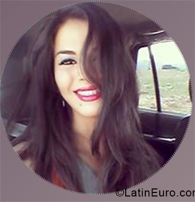 Date this stunning Venezuela girl Alexa from Valencia VE2354