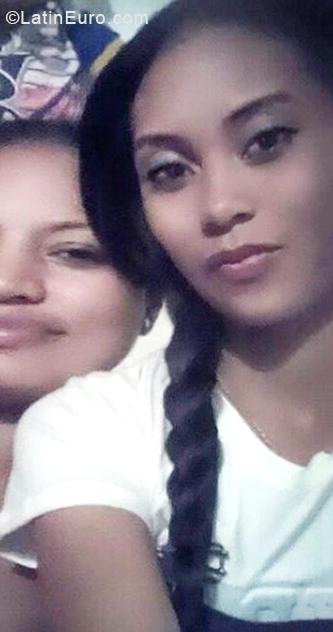 Date this delightful Colombia girl Sonia from Jamundi CO24791