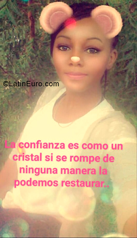 Date this gorgeous Dominican Republic girl Maria from Santiago DO33970