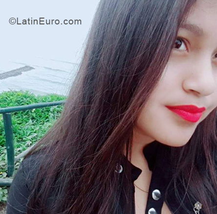 Date this passionate Peru girl Leticia from Trujillo PE1352