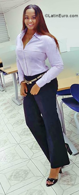 Date this lovely Dominican Republic girl Rous from Puerto Plata DO34173