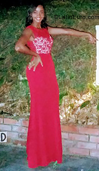 Date this beautiful Colombia girl Ligia from Medellin CO25119
