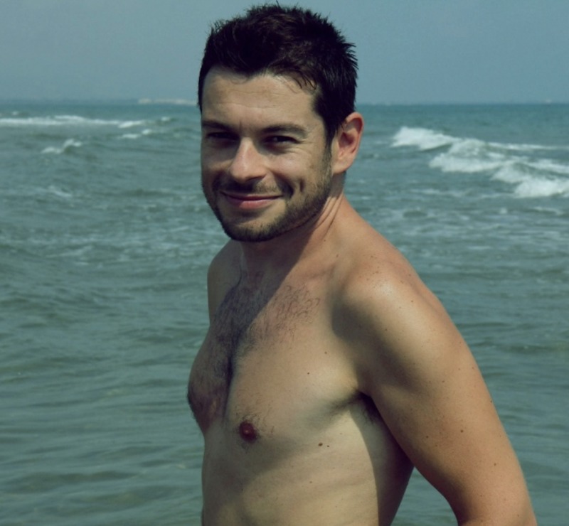 Date this young Spain man Pol from Barcelona ES453