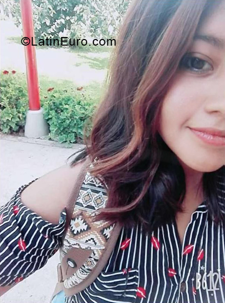Date this good-looking Peru girl Kathalyna from Tacna PE1366