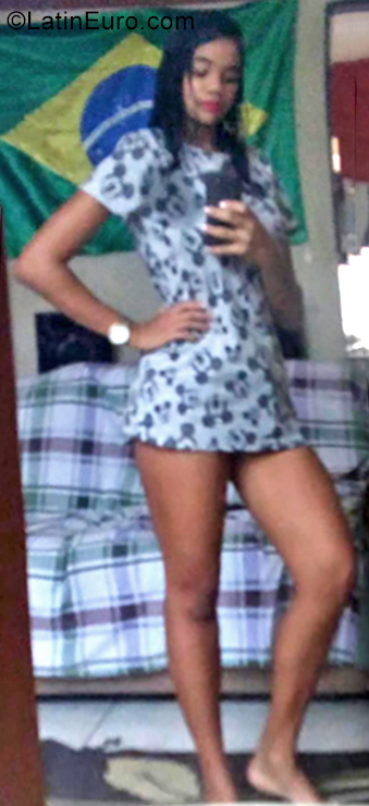Date this pretty Brazil girl Laryssa from Recife BR10814