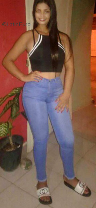 Date this cute Venezuela girl Karla from Cumana VE2370