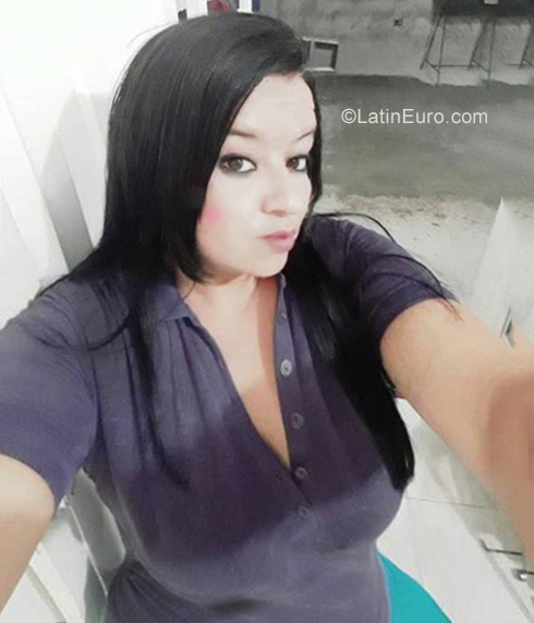 Date this delightful Colombia girl Juliana from Bogota CO25379