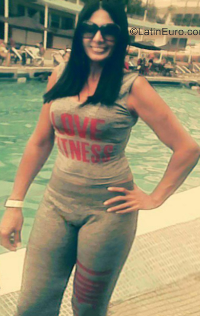 Date this georgeous Venezuela girl Fortuna from Carupano VE2391