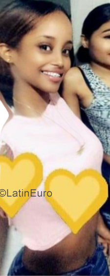 Date this beautiful Dominican Republic girl Smerlyn from Bonao DO34938