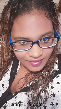 Date this attractive Dominican Republic girl Yoa from San Cristobal DO34973