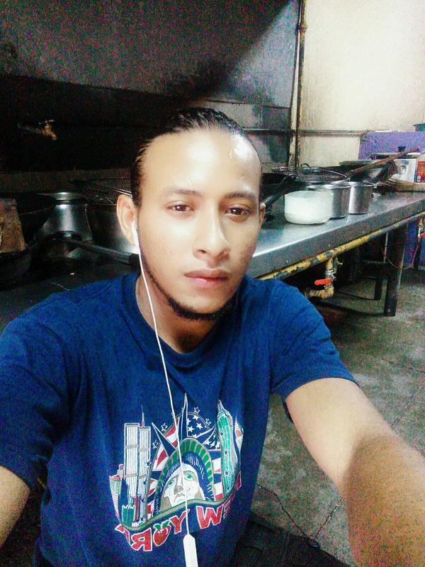 Date this sultry Honduras man Romario from Tegucigalpa HN2656