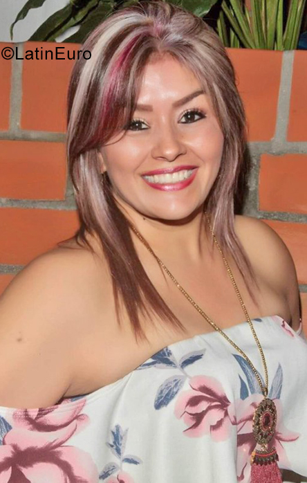 Date this passionate Colombia girl Gloria from Sabaneta CO25552