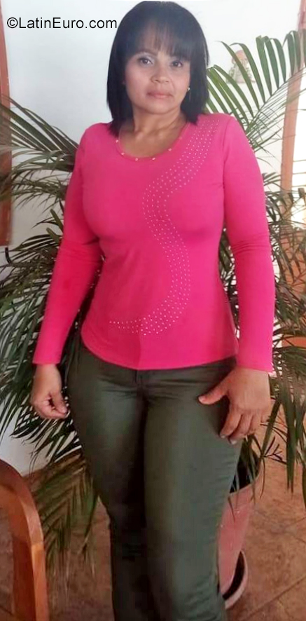 Date this hard body Venezuela girl Lilibeth from Cabimas VE2489