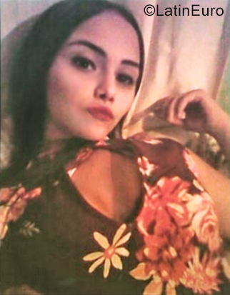 Date this sultry Mexico girl Cristina from Mexico City MX1649