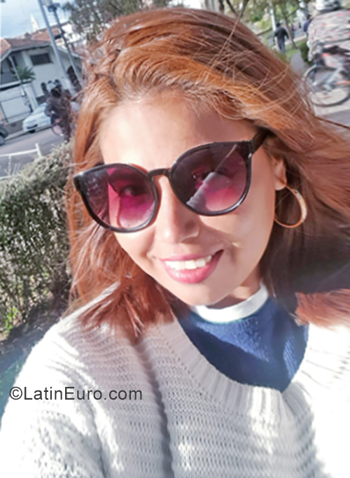 Date this foxy Ecuador girl Karol from Guayaquil EC339