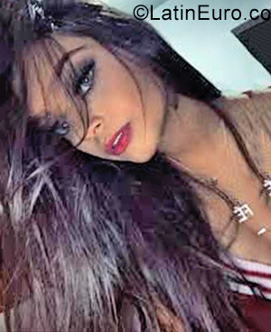 Date this attractive Brazil girl Mellyssa from Montes Claros BR10855