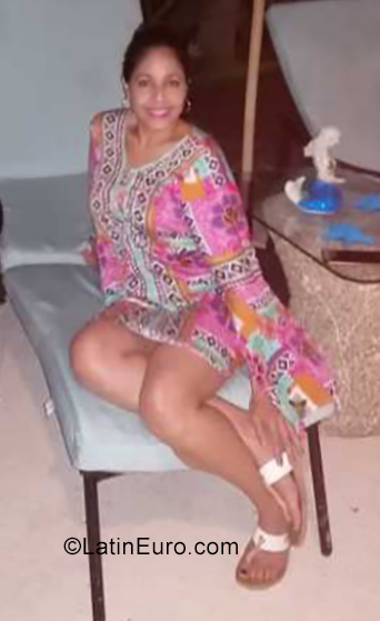 Date this gorgeous United States girl Melida from West Palm Beach US20098