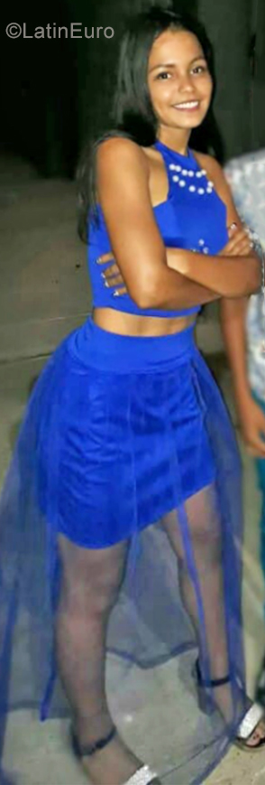 Date this athletic Colombia girl Jhoana from Guadalupe CO25669