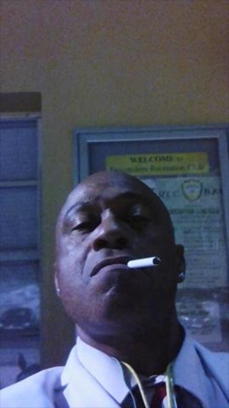 Date this hot Bermuda man Gundo from Bermuda BM39