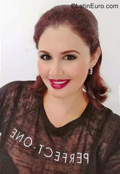 Date this pretty Colombia girl Lizeth from Barranquilla CO25686