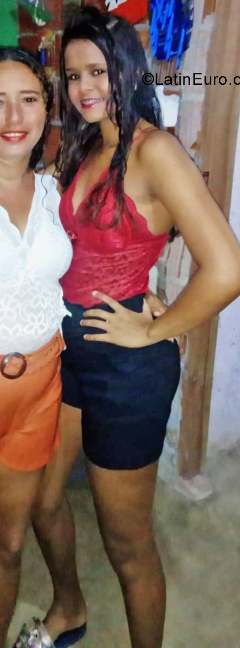 Date this attractive Brazil girl Tuanny from Fortaleza BR10867