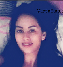 Date this tall Colombia girl Natalia from Cali CO25814