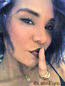 Date this passionate Colombia girl Lorena from Barranquilla CO25827