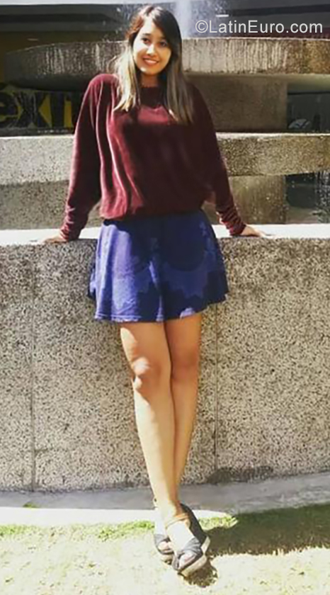 Date this beautiful Colombia girl Mireya from Neiva CO25855