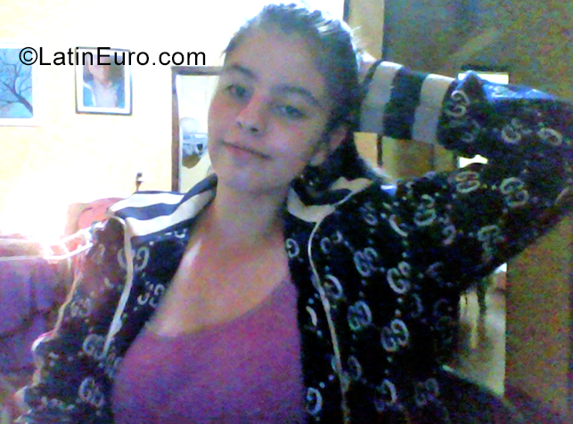 Date this charming Paraguay girl Brisa from Ca r apegua PY24