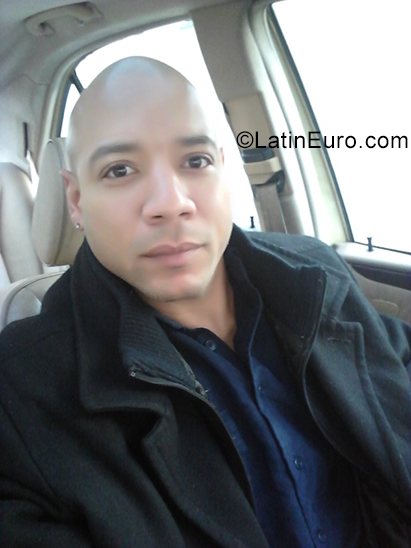Date this passionate United States man Demetrious from Virginia Beach US20213