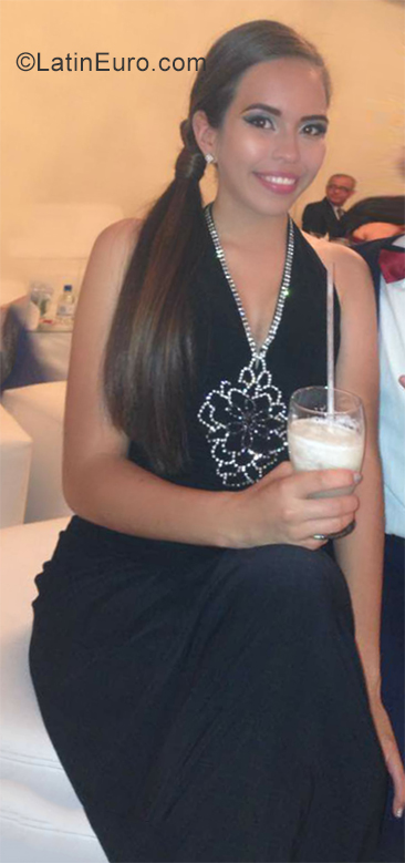 Date this tall Venezuela girl Veruchkia from Barquisimeto VE2662