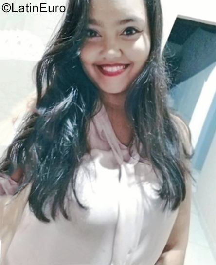 Date this charming Brazil girl Marilia from Joao Pessoa BR10894