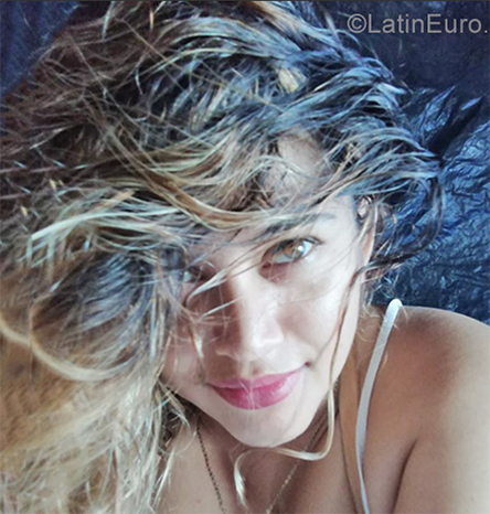 Date this gorgeous Colombia girl Blanca from Neiva CO25878