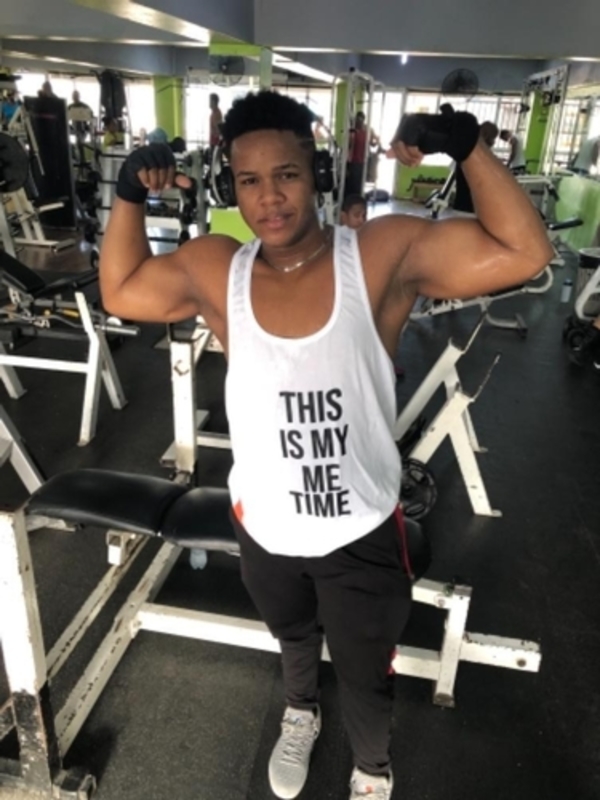 Date this young Dominican Republic man Fernando from Santo Domingo DO35686