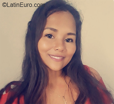 Date this young Colombia girl Ana from Bucaramanga CO25924
