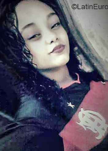 Date this pretty Brazil girl Milena from Rio de Janeiro BR10907
