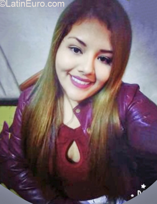Date this funny Peru girl Naty from Lima PE1429