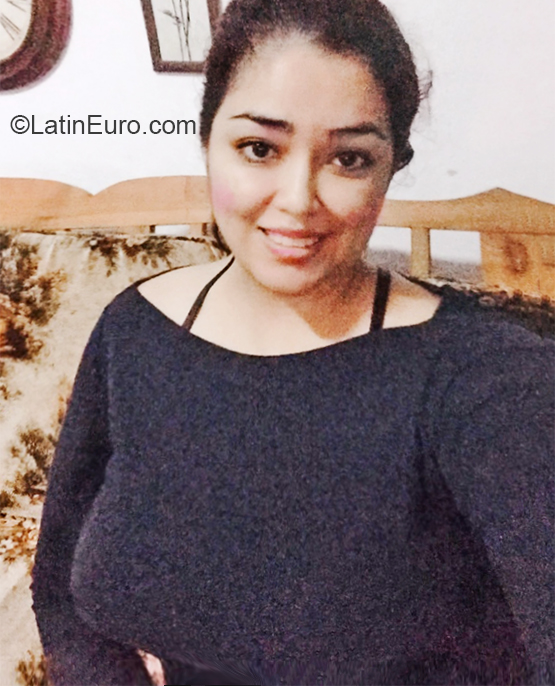 Date this pretty Panama girl Lady from Panama PA1300