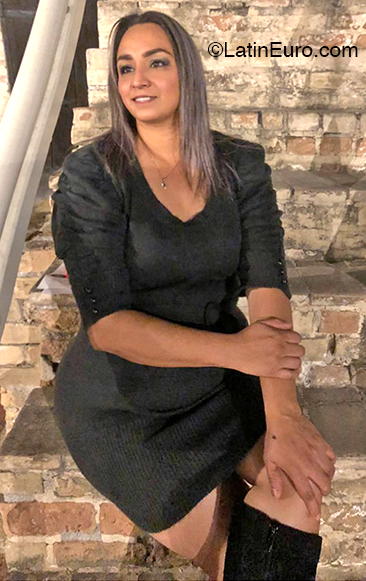 Date this pretty Mexico girl Connie from Matamoros MX1689
